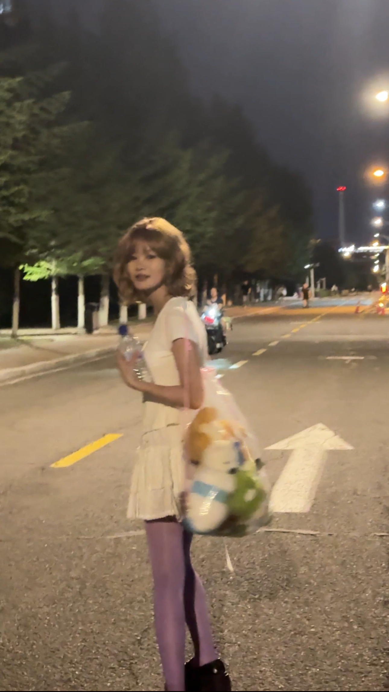 夜色漫步